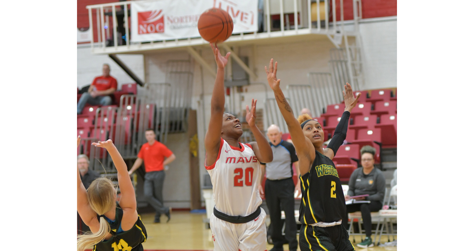 Balanced attack leads Lady Mavs past Western 97-73